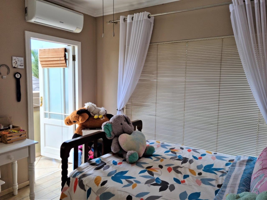 5 Bedroom Property for Sale in Melodie North West
